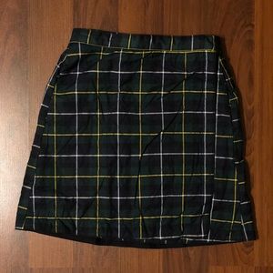 UNIQLO insulated puffer skirt in plaid